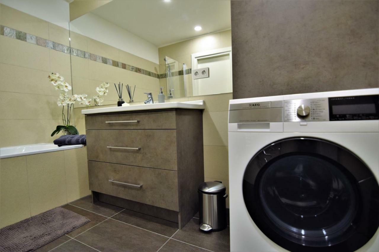 Europa Dream Apartment ヴィリニュス エクステリア 写真